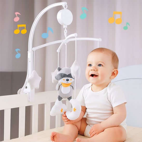 mobile bébé plastique blanc raton laveur étoiles nuages enfant souriant