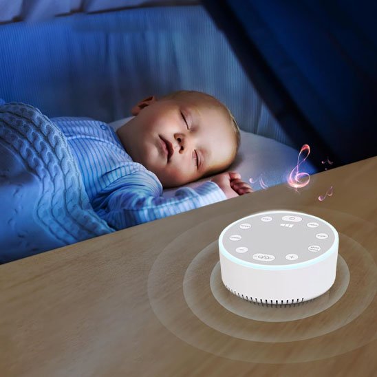 veilleuse bruit blanc sur table bébé endormi pyjama bleu